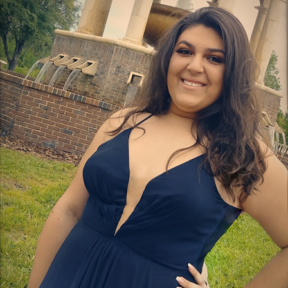 Meet your Posher, Madi